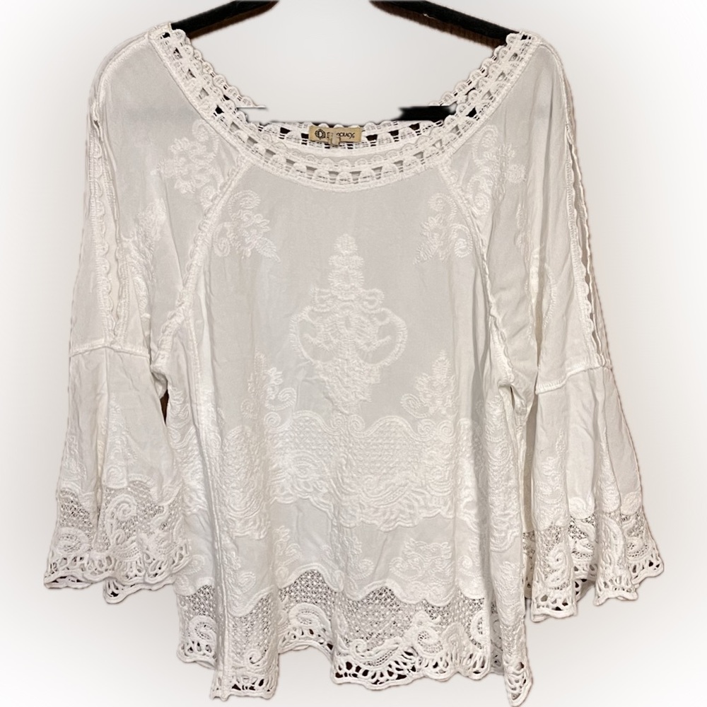 Democracy Gauzy Top sz S Ivory Crochet Lace Slit Bell Sleeve Boho Fairy Cottage